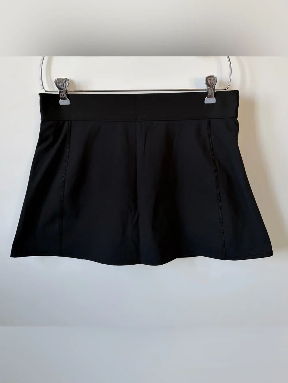 Aritzia TNA Active Mini Skirt NWOT